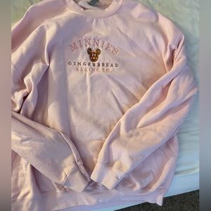 Disney Minnie. Christmas crewneck